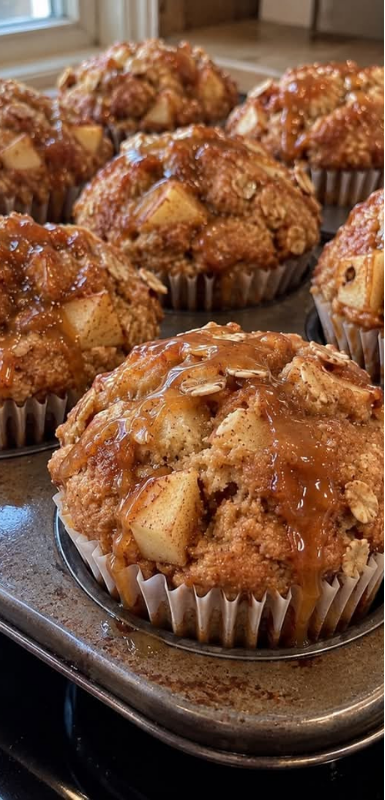 Amasse 3 bananas maduras com aveia e prepare um muffin tão macio que parece feito em confeitaria